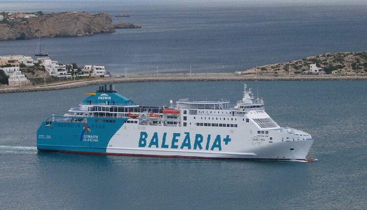 السفارة الإسبانية تعلن عن تنظيم رحلة بحرية جديدة من ميناء طنجة المتوسط
